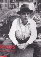 Christiane Hoffmans: Beuys. Bilder eines Lebens