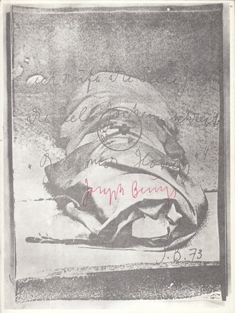 Joseph Beuys: MULTIPLES, BÜCHER UND KATALOGE. Galerie Klein, Bonn, 10. April - 19. Mai 1973 [Einladungskarte, signiert]
